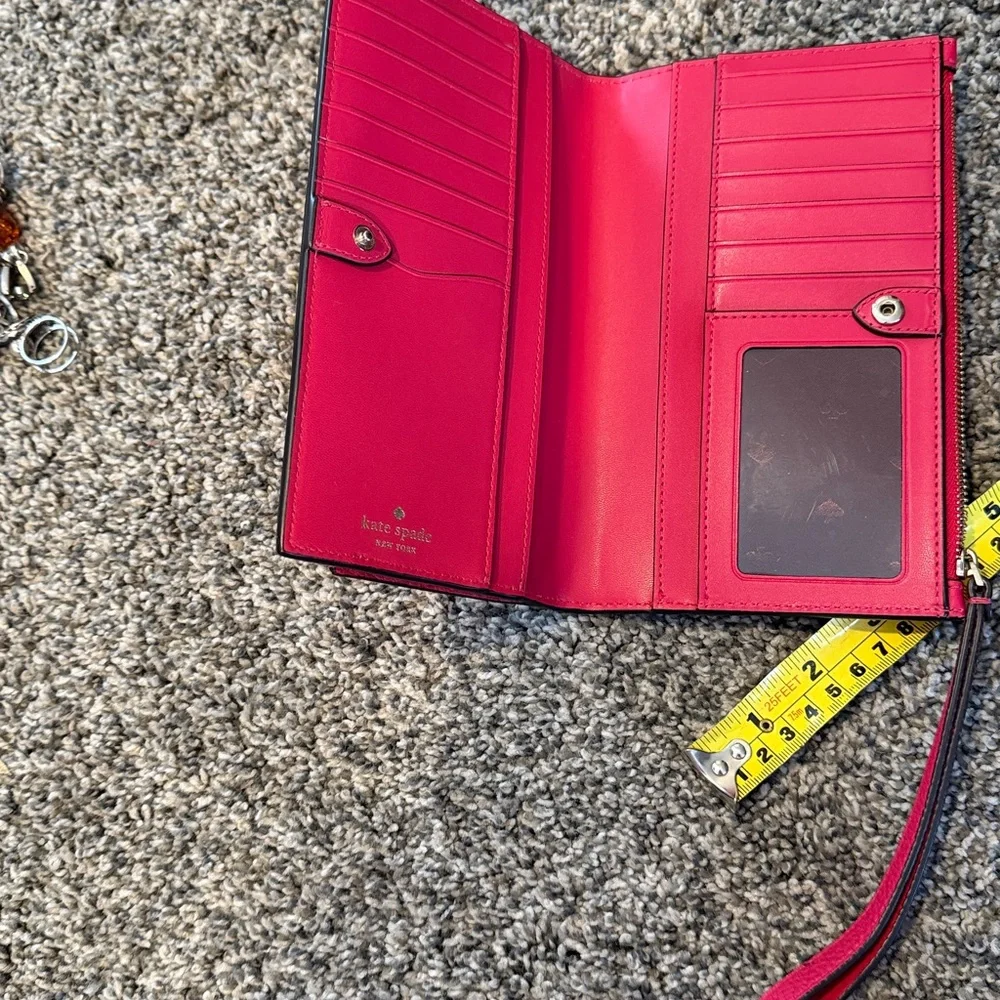 Kate Spade Fuchsia Wristlet - Picture 4 of 6